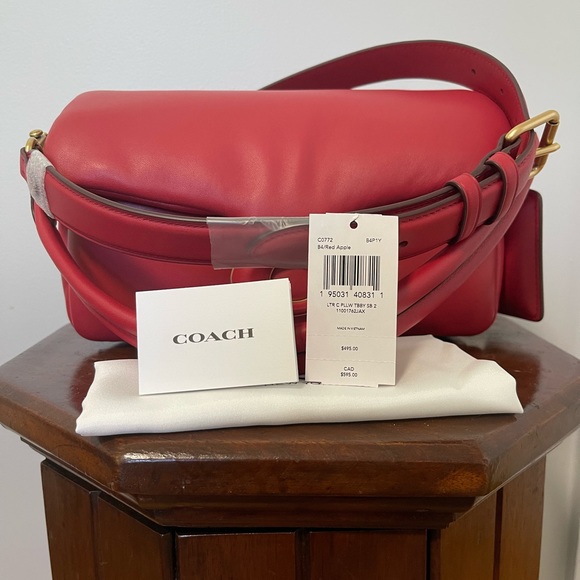 NWT Coach Pillow Tabby 26 - Picture 2 of 9